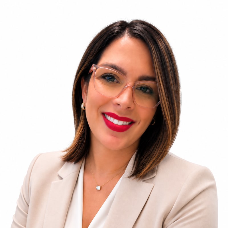 Yomary Velez