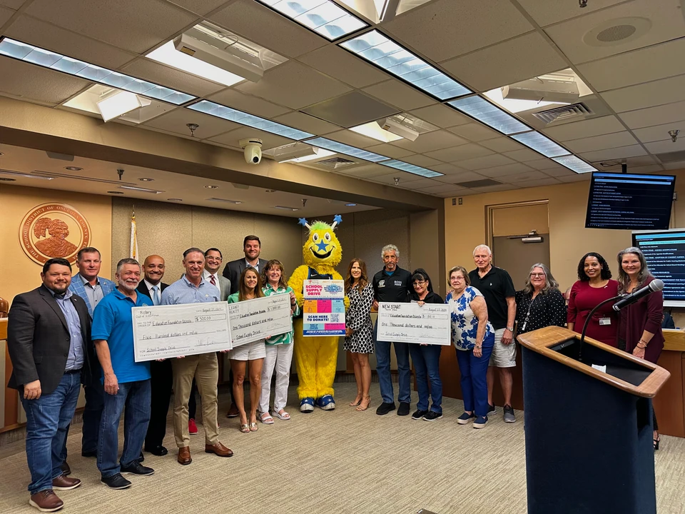SSD donors, school board, swish